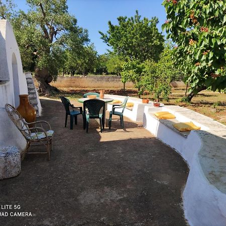 Апартаменты Trullo Sole E Vento Каровиньо Экстерьер фото