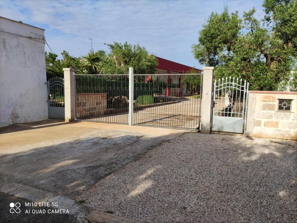 Апартаменты Trullo Sole E Vento Каровиньо Экстерьер фото